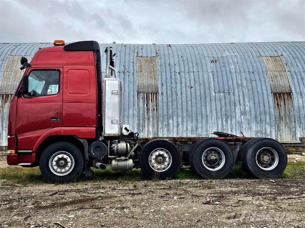Volvo FH16 8x4 Dragbilar