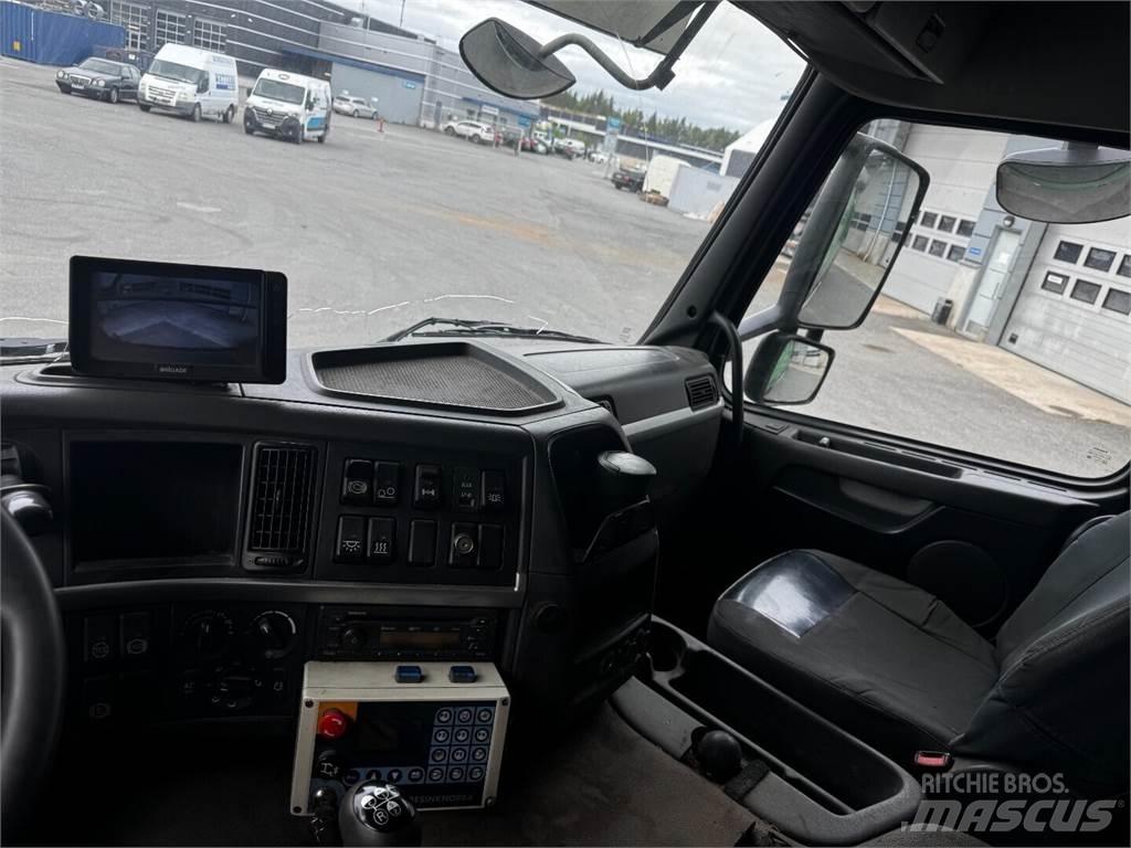 Volvo FM330 Övriga bilar