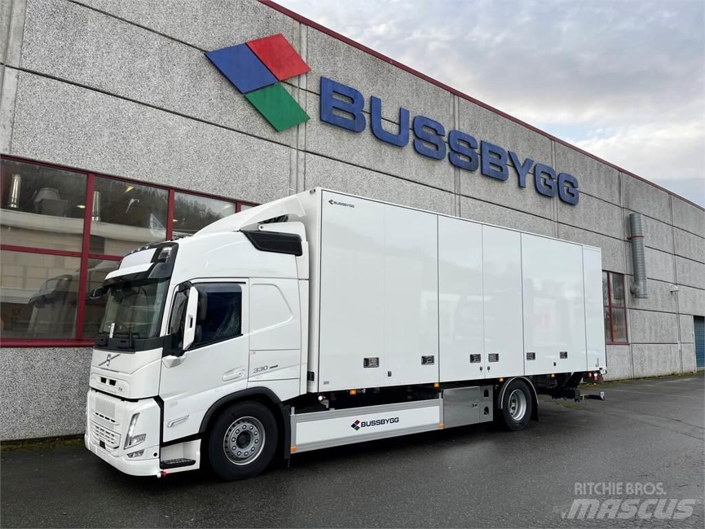 Volvo FM330 4x2 Skåpbilar