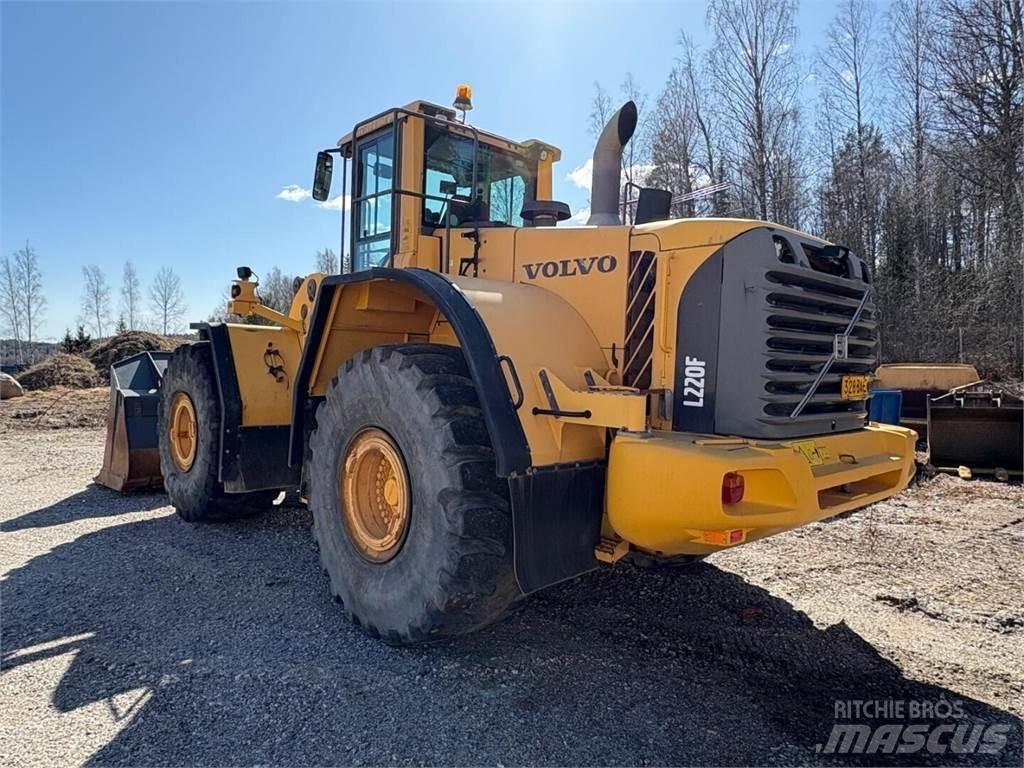 Volvo L 220 F Hjullastare