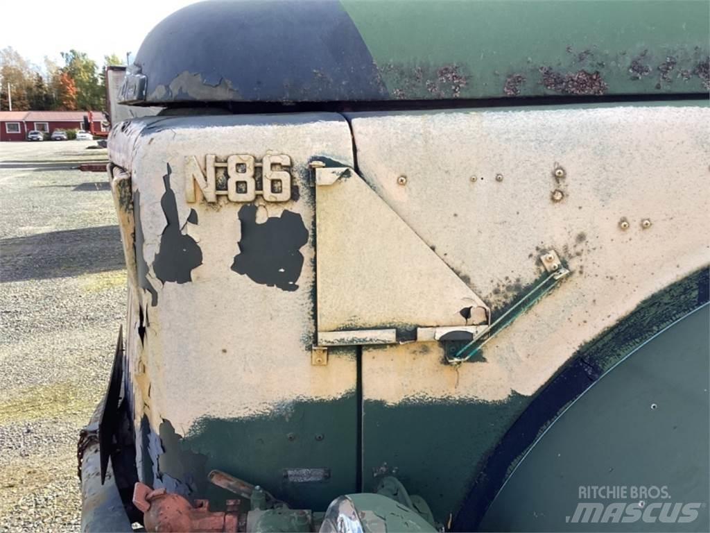Volvo N 86 Flakbilar