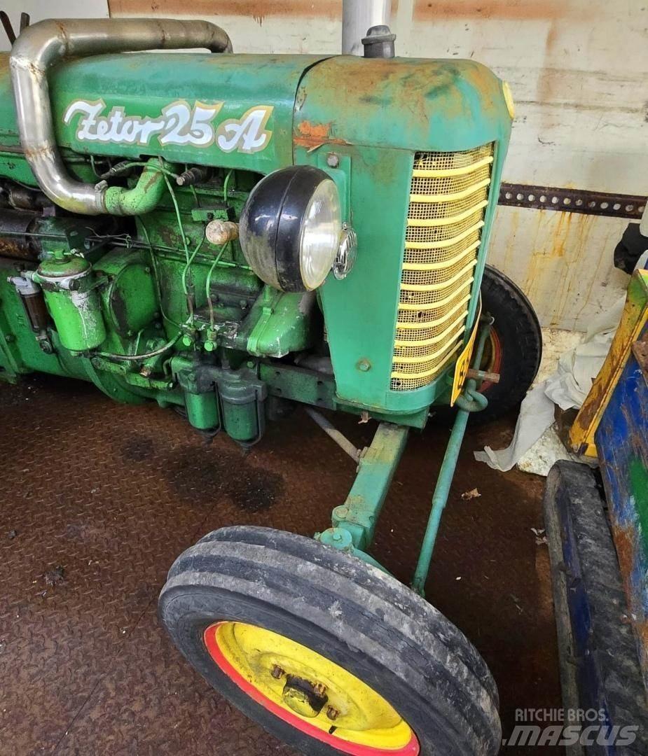 Zetor 25 A Traktorer