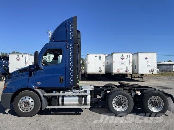 Freightliner CASCADIA 116 Dragbilar