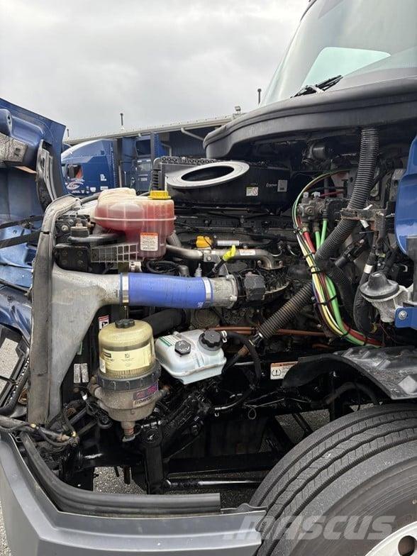 Freightliner CASCADIA 126 Dragbilar