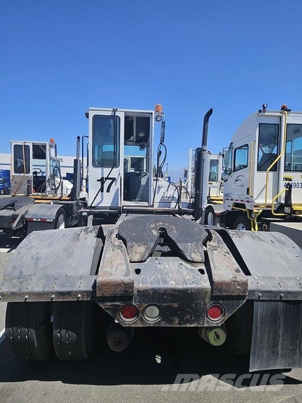 Kalmar OTTAWA 4X2 OFF-ROAD Terminaltraktorer