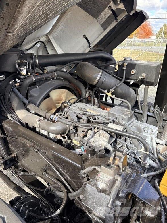 Kalmar OTTAWA 4X2 OFF-ROAD Terminaltraktorer