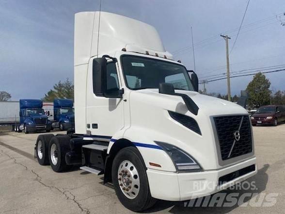 Volvo VNL64T300 Dragbilar
