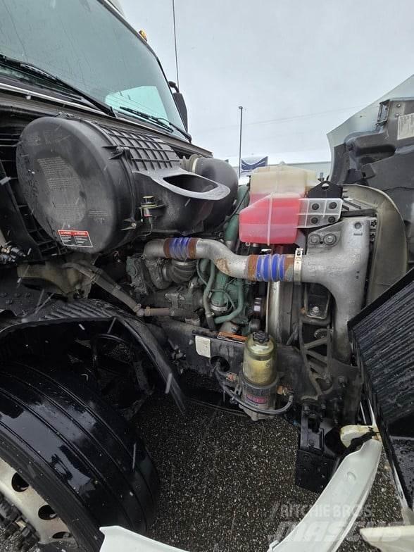 Volvo VNR64T300 Dragbilar