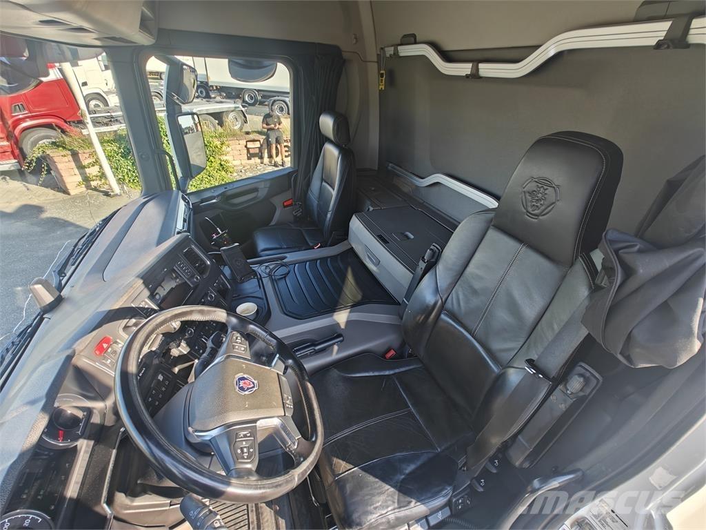 Scania P370 Liftdumperbilar