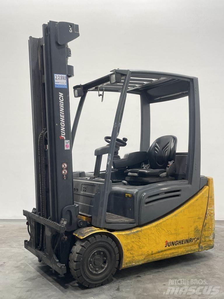 Jungheinrich EFG 216 Elmotviktstruckar