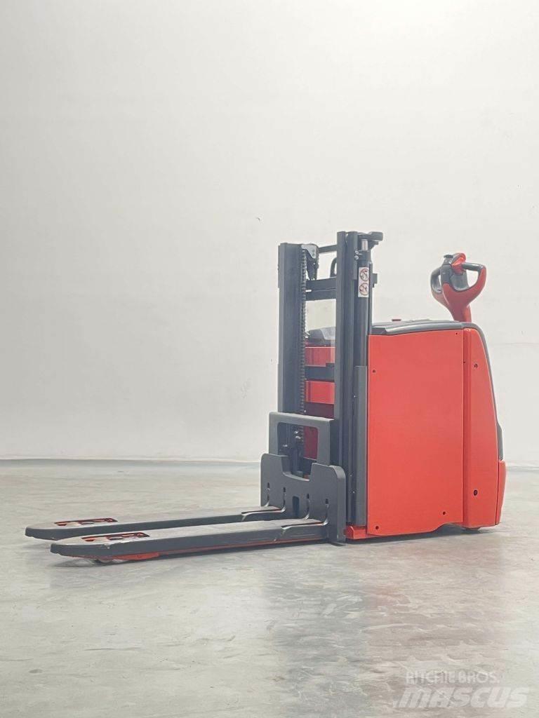 Linde D10 ACC-1163 Staplare-led