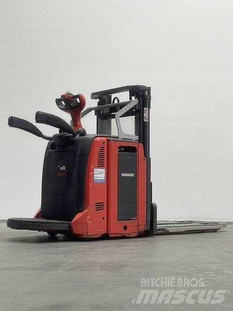 Linde D12HPAP Staplare-led
