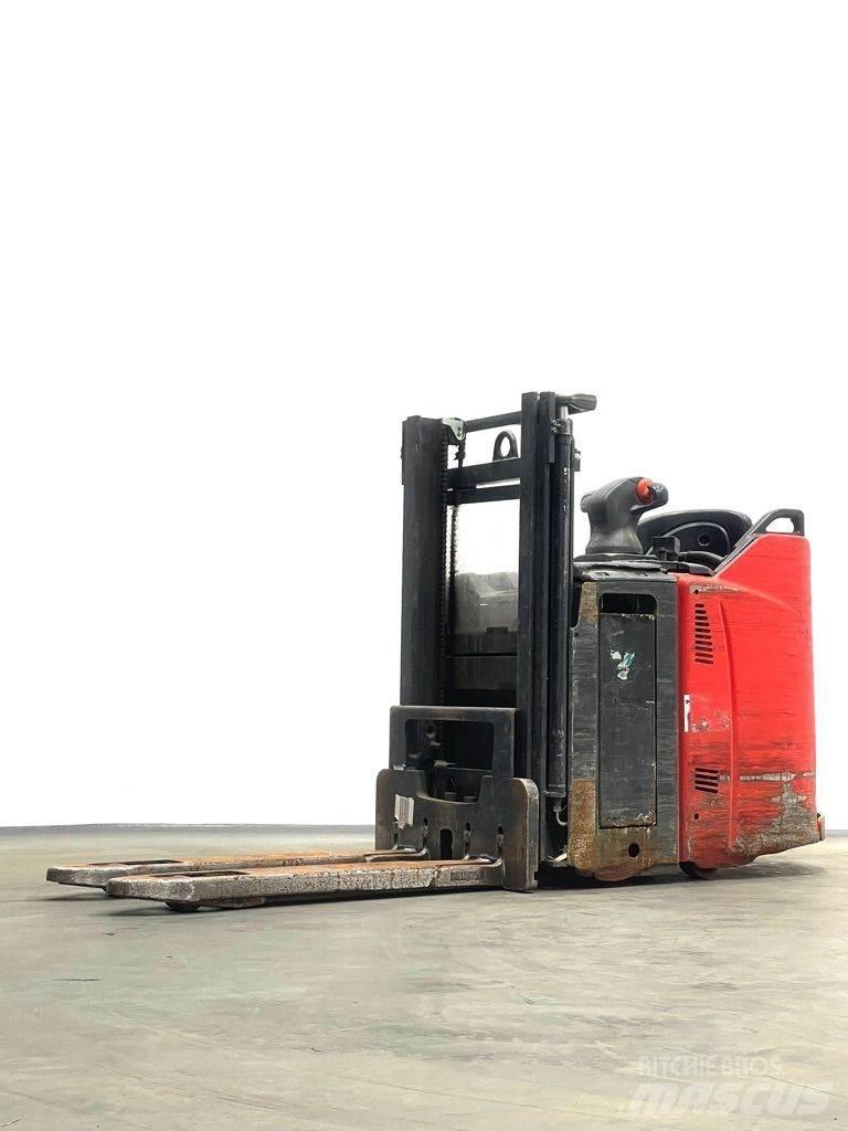 Linde D12HPSP-133 Staplare-led
