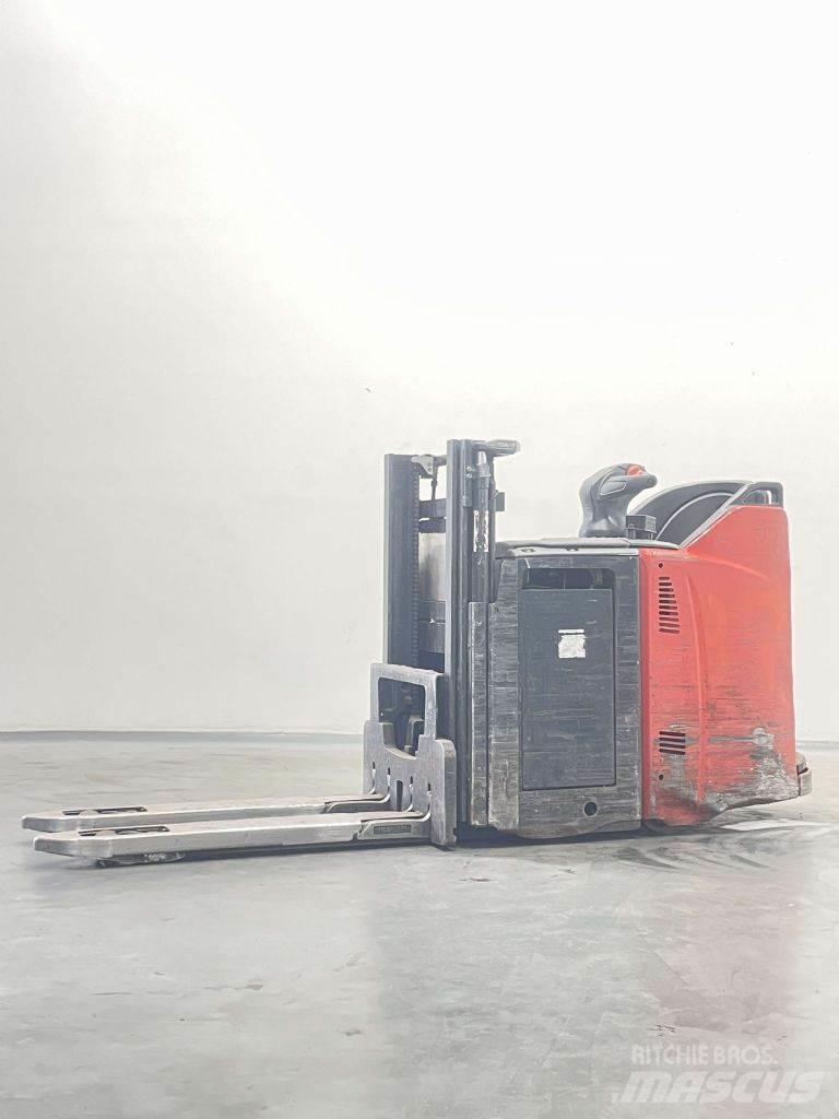 Linde D12HPSP-133 Staplare-led