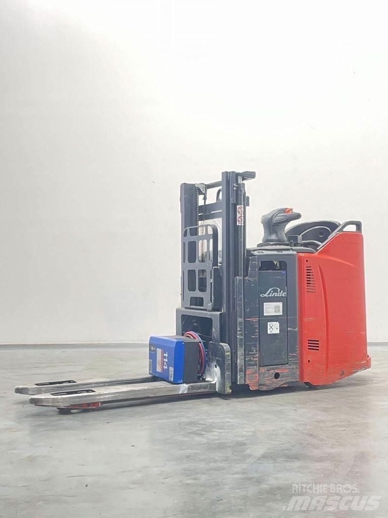 Linde D12SPHP-133 Staplare-led