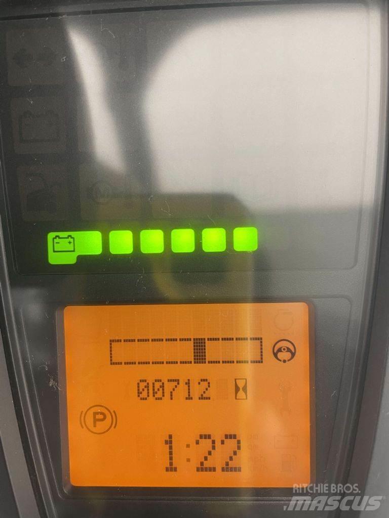 Linde E16L-02-386 Elmotviktstruckar