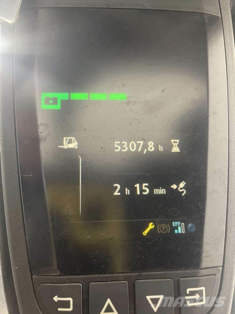 Linde E16L-02-386 Elmotviktstruckar