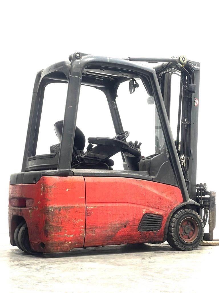 Linde E16L-386 Elmotviktstruckar