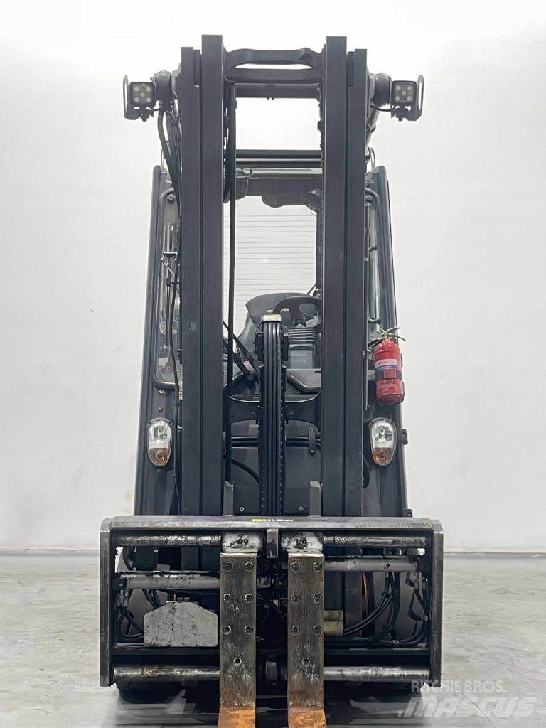 Linde E30H-01/600-387 Elmotviktstruckar