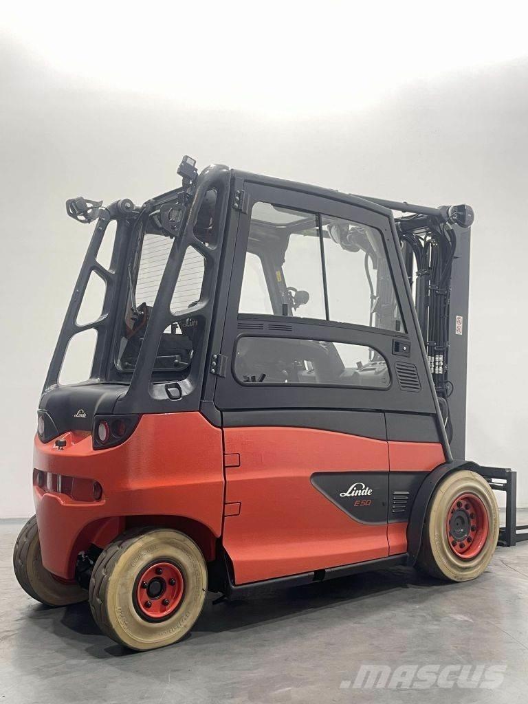 Linde E50HL-01-388 Elmotviktstruckar