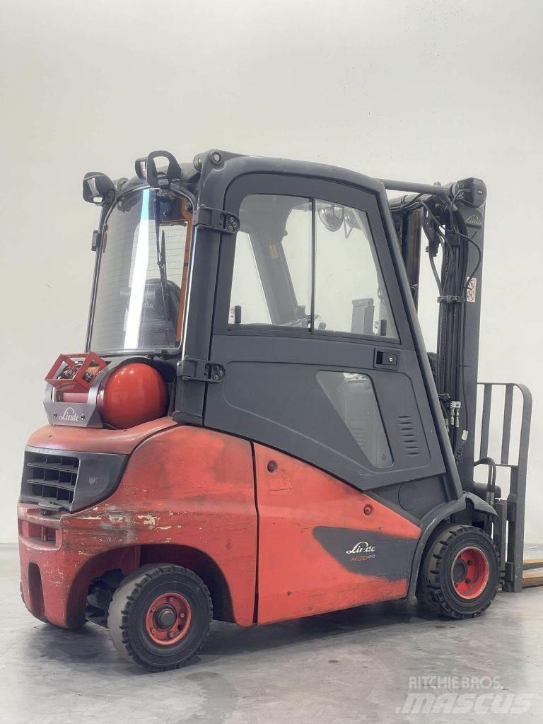 Linde H20T-01-391 Gasolmotviktstruckar