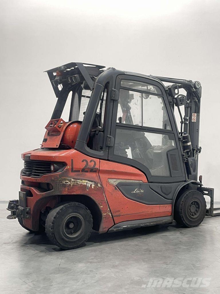Linde H25T-01-1202 Gasolmotviktstruckar