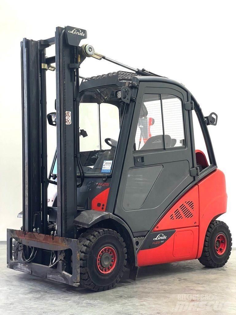 Linde H25T-392-EVO Gasolmotviktstruckar