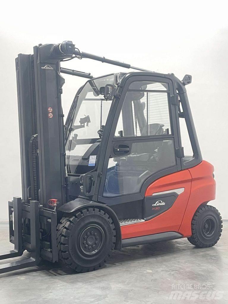 Linde H30D-01-1202 Dieselmotviktstruckar