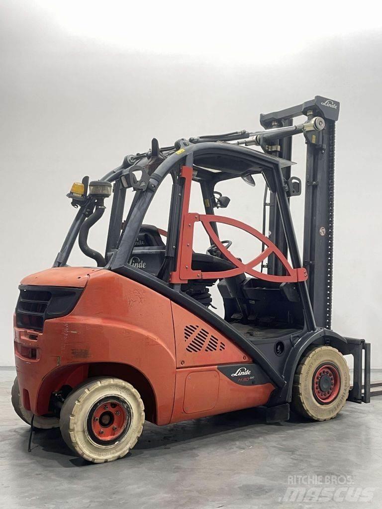 Linde H30D-02-393 Dieselmotviktstruckar