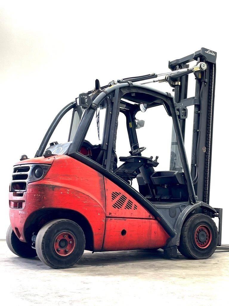 Linde H30T-393 Gasolmotviktstruckar