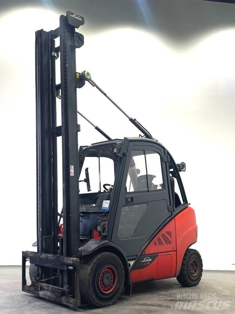 Linde H30T-393-EVO Gasolmotviktstruckar