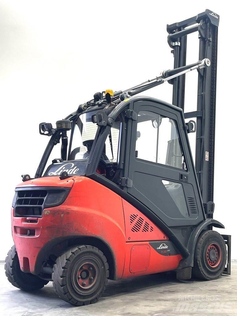 Linde H30T-393-EVO Gasolmotviktstruckar