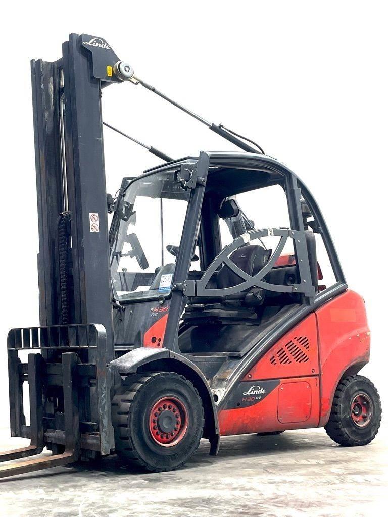 Linde H30T-393-EVO Gasolmotviktstruckar