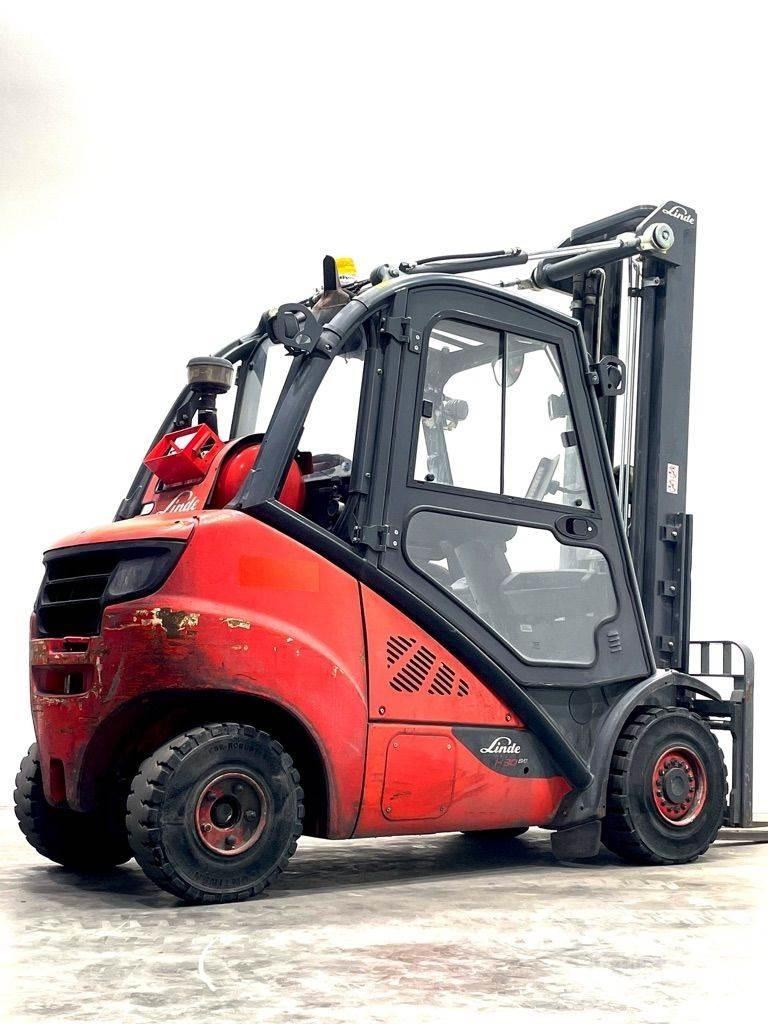 Linde H30T-393-EVO Gasolmotviktstruckar