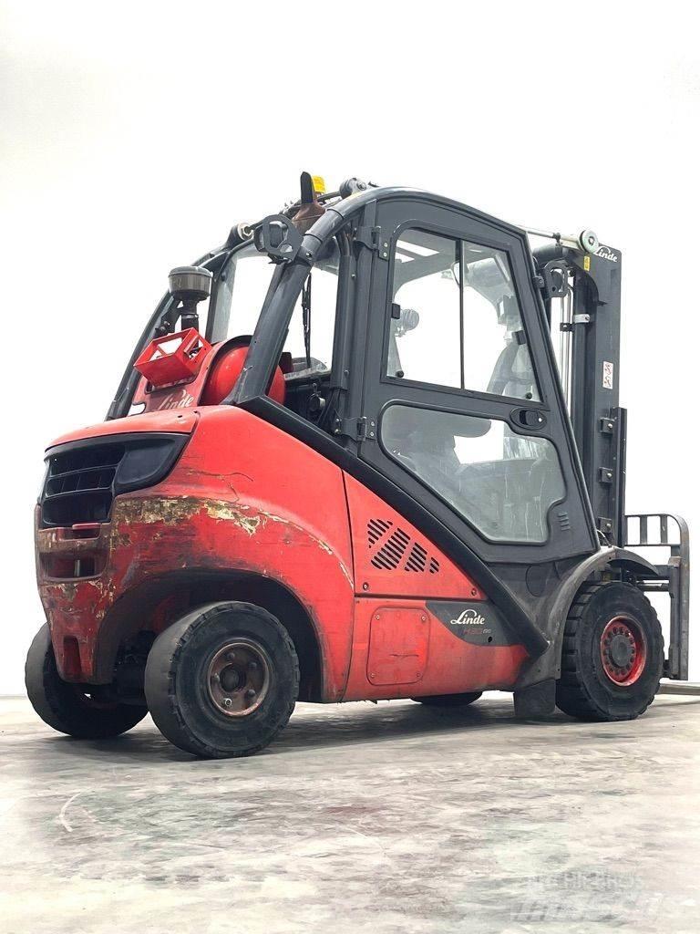 Linde H30T-393-EVO Gasolmotviktstruckar