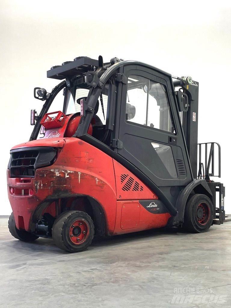 Linde H30T-393-EVO Gasolmotviktstruckar