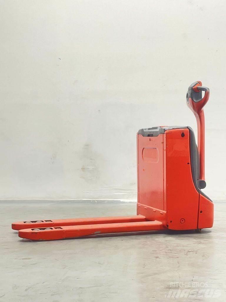 Linde T16-1152 Låglyftare utan plattform
