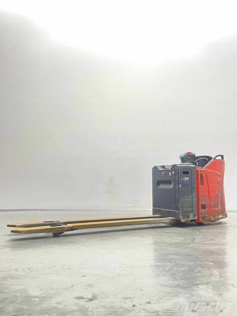 Linde T30SP-131 Låglyftare utan plattform