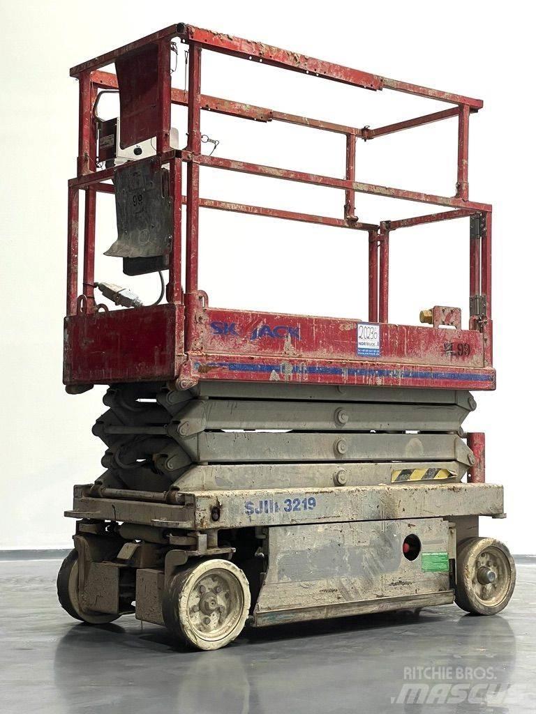 SkyJack SJIII-3219 Saxliftar