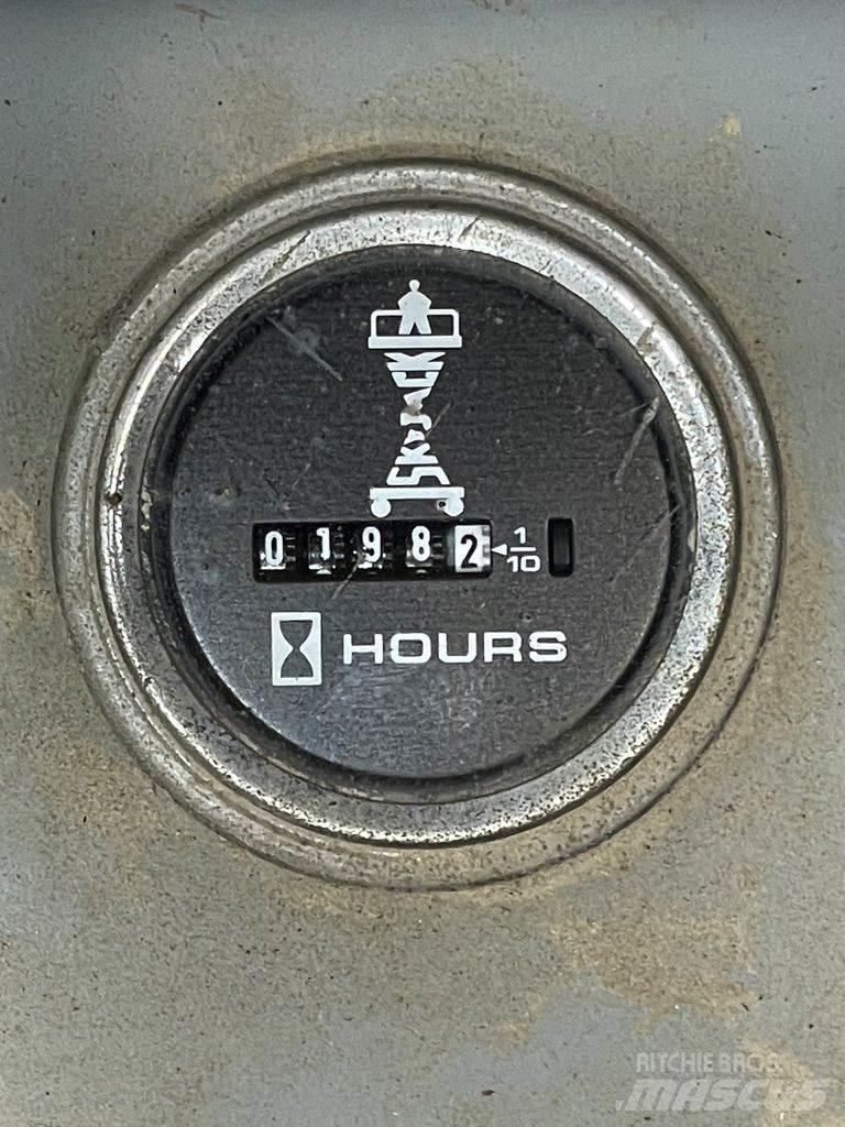 SkyJack SJIII-3219 Saxliftar