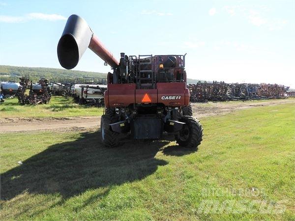Case IH 8230 Skördetröskor