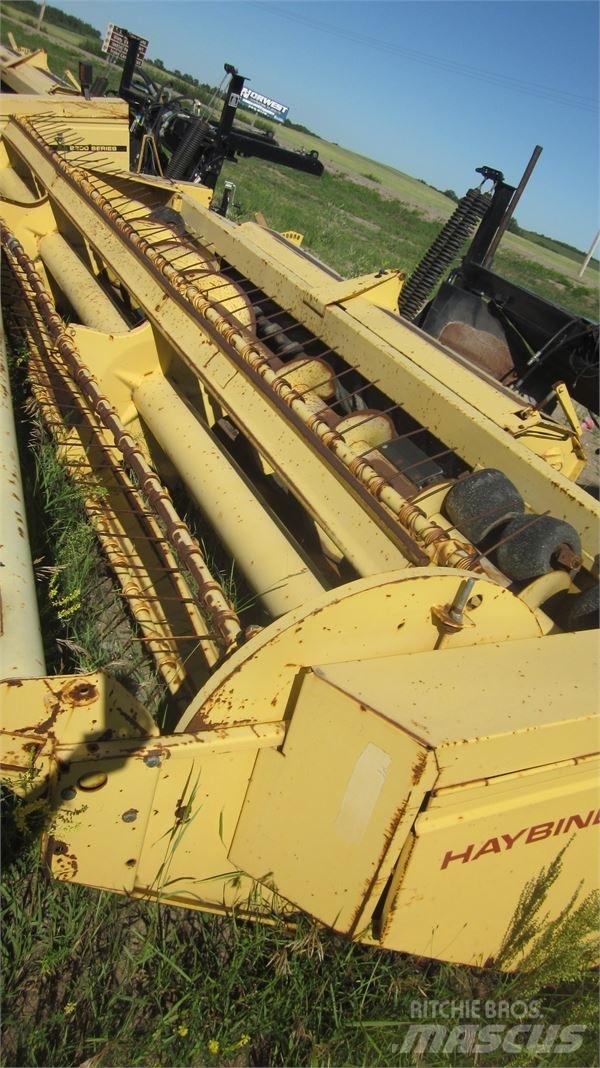 New Holland 2216 Slåtterkrossar