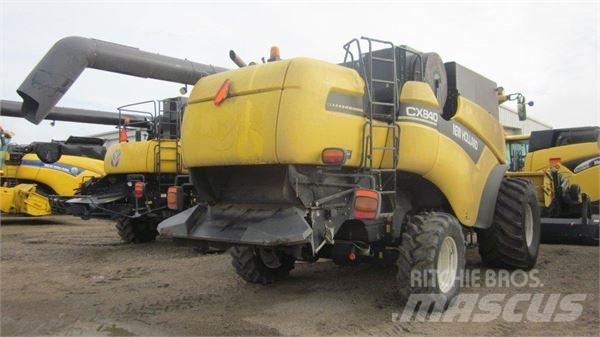 New Holland CX840 Skördetröskor