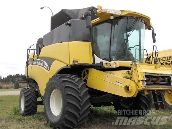 New Holland CX860 Skördetröskor