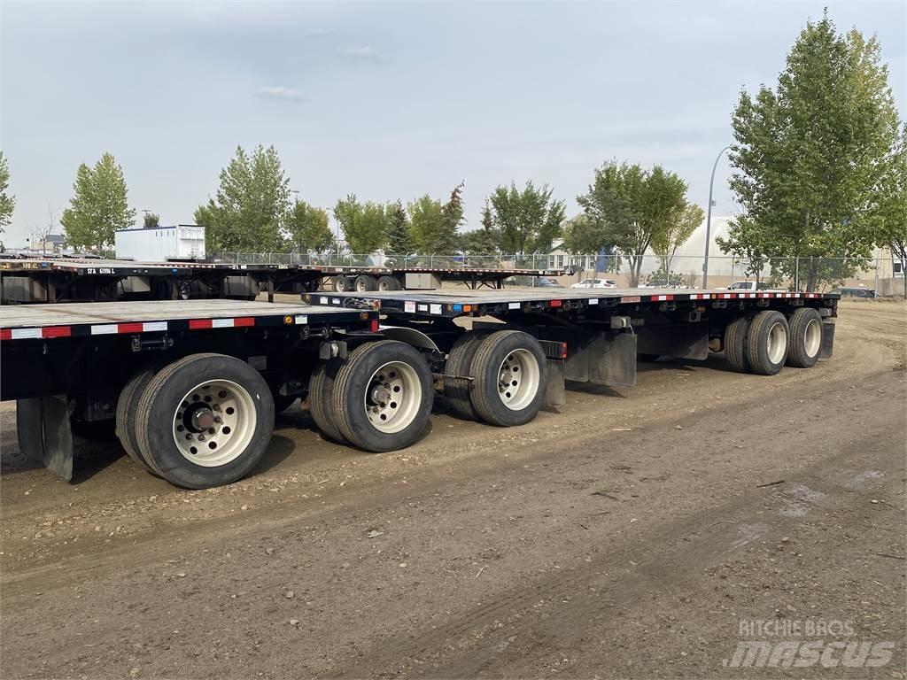 Doepker  Låg lastande semi trailer