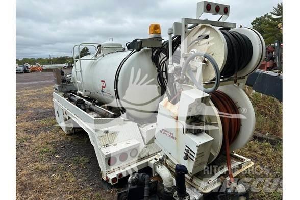  KEITH HUBER J12 Tanktrailer