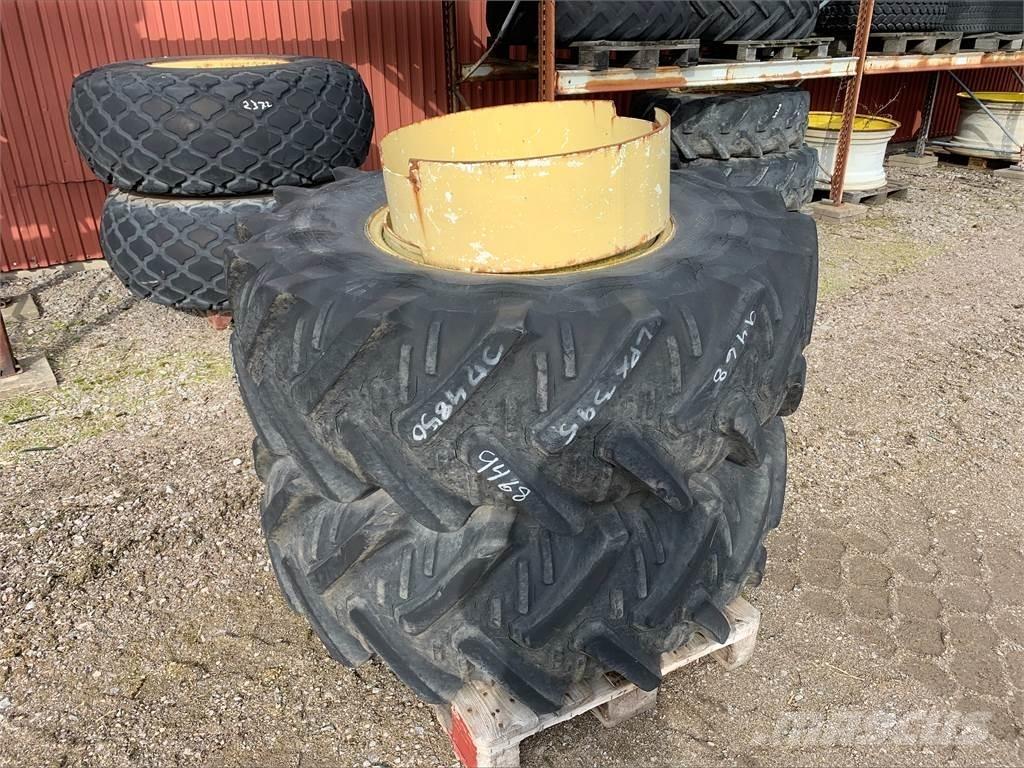  18.4x26 dubbelmontage Däck, hjul och fälgar
