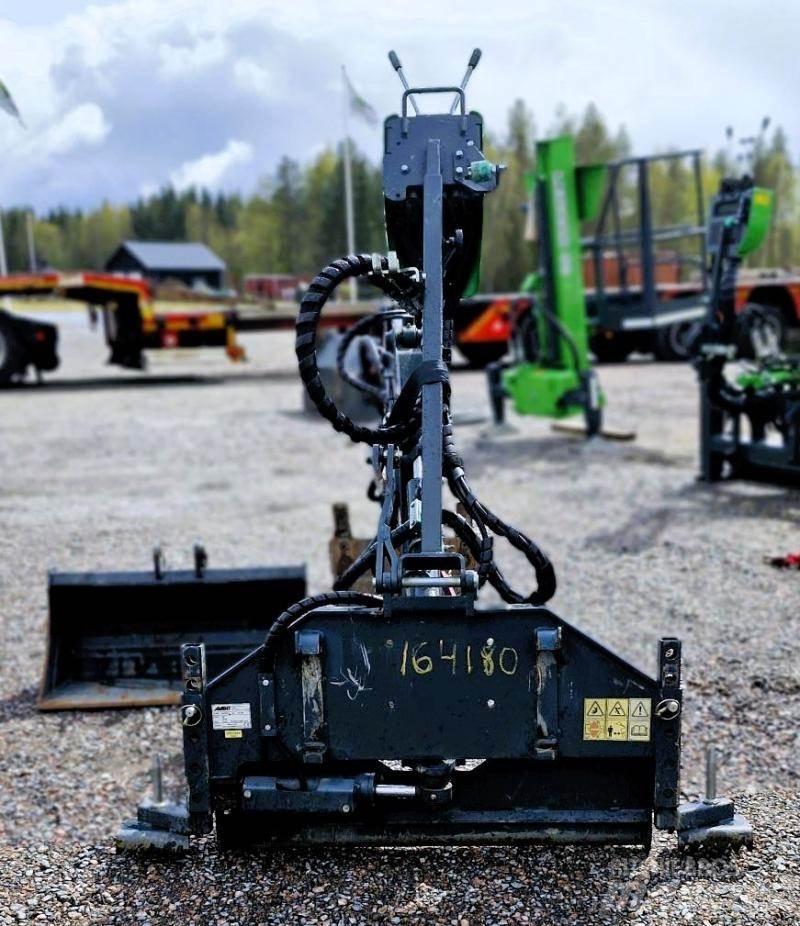 Avant Grävaggregat 210 Kompaktlastare
