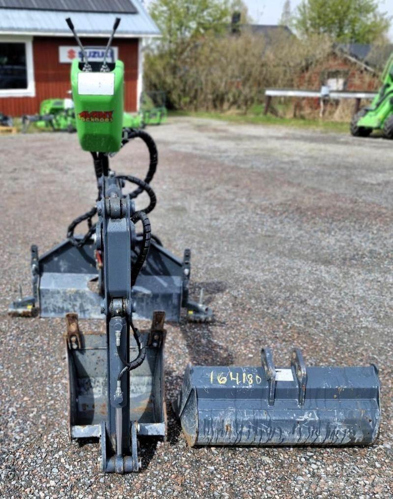 Avant Grävaggregat 210 Kompaktlastare