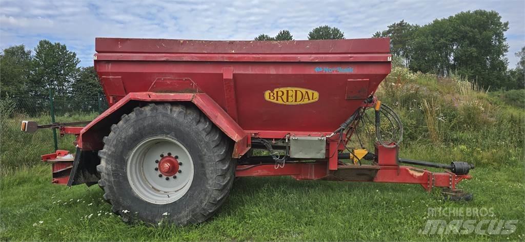 Bredal K85 KALKSPRIDARE Mineralgödselspridare